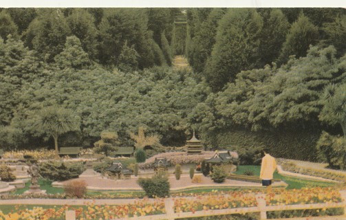 Vintage Unused Postcard: j: Bernheimer Gardens, Santa Monica, CA