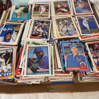 1200+ sports cards 80’s 90’s mostly