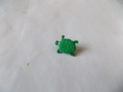 1 inch green turtle shape button