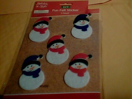 5 NEW IN PACK FELT SNOWMEN=PEEL N  stickers =2"