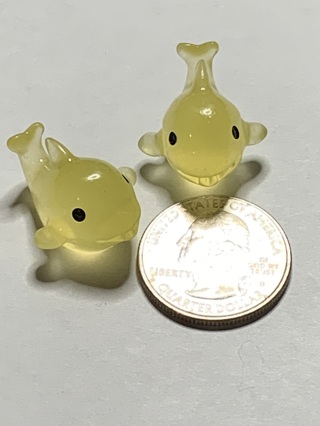 DOLPHINS~#6~YELLOW~SET OF 2~ SET 2~GLOW IN THE DARK~FREE SHIPPING!