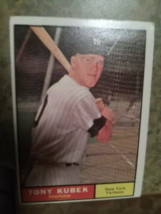 1961 TOPPS TONY KUBEK NEW YORK YANKEES BASEBALL CARD# 265