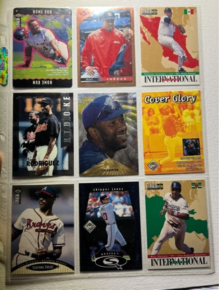 9 Baseball Cards 