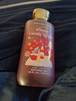 BBW winter candy apple shower gel