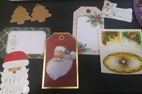 6 Christmas gift tags