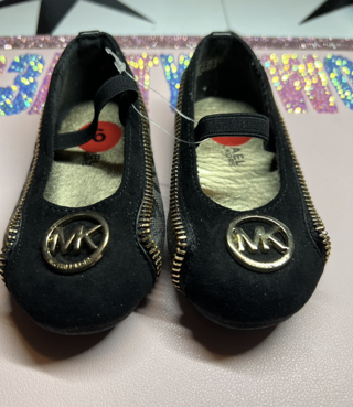 Brand New Michael Kors Toddler Shoes Size 6