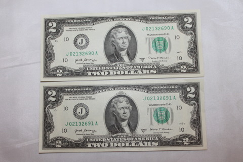 2 - $2 BILLS IN SEQUENCE