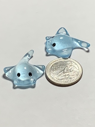 STINGRAYS~#1~BLUE~SET OF 2~GLOW IN THE DARK~FREE SHIPPING!