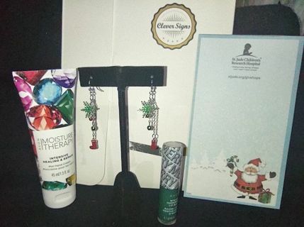 Tiered Box of 24 Christmas Cards, Snowflake stocking earrings, Avon Lip balm & lotion Notepad