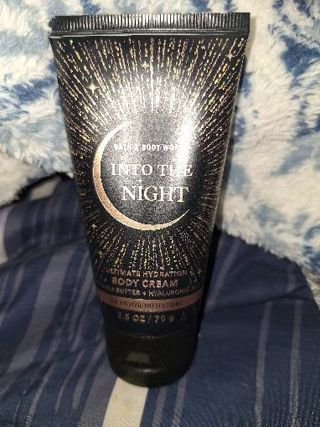 Into the night body cream