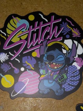 Cute new one big vinyl sticker no refunds regular mail only Very nice these are all nice