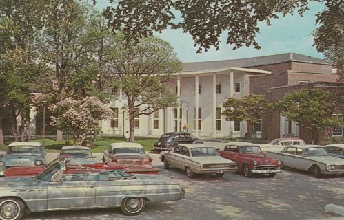 Vintage Used Postcard: (m): Library, Mason City, Iowa