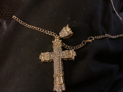 GOLDEN CROSS WITH 2 FOOT CHAIN