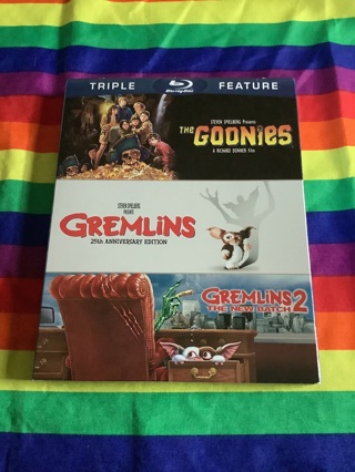 Triple Feature Blu-Ray The Goonies Gremlins & Gremlins2 The New Batch Excellent Condition 