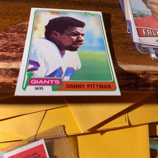 1981 topps danny Pittman football card 