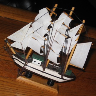 wooden ship 5-5.5" tall