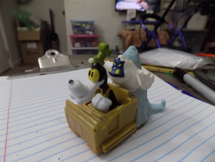 Disney Toy Goofy and Yeti in Expedition Everest Ride rolling toy