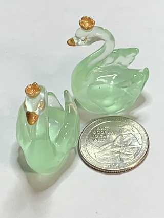 SWANS WITH CROWNS~#5~GREEN~SET OF 2 SWANS~GLOW IN THE DARK~FREE SHIPPING!