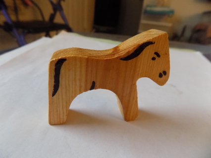 Wooden cut out horse 2 1/2 inch wide