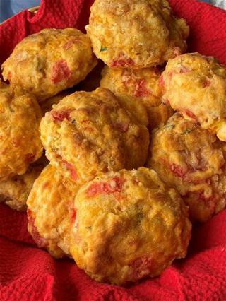 tomato & cheese bisquits recipe card