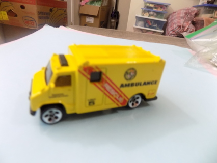 Hot Wheels Yellow Ambulance