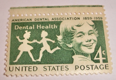 Scott #1135, Dental Health, Useable 4¢ US Postage Stamp