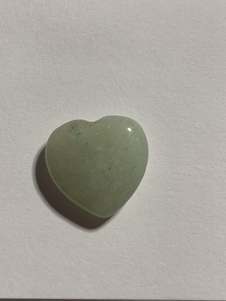 ✨HEALING STONE~#1~GREEN AVENTURINE~HEART SHAPED~FREE SHIPPING✨