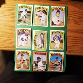 9 - LOT -1972 TOPPS LOW GRADE -VG - BASEBALL CARDS