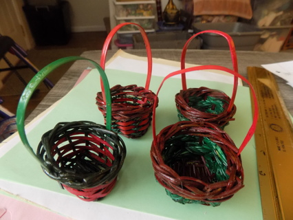 Set of 4 red and green woven mini baskets Set # 2