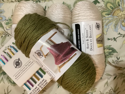 Lot of 4 Soft & Beautiful Bunches Of New Yarn