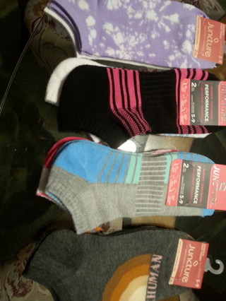 8 new pair womens socks