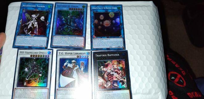 6 mint condition super rare holo Yugioh Cards