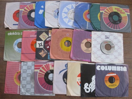 Lot of 21 Vintage Vinyl Records, 45s, Rock, Pop, Country, Top Artists, FREE