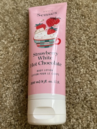 Strawberry White Hot Chocolate Body Lotion    w