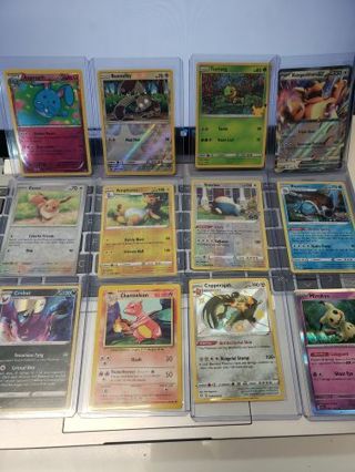 Pokémon card Collection, Holos, Holofoils Reverse Holos. 12-Card lot collection