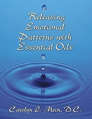 ESSENTIAL OILS BOOK - NEW ♥ FREE SHPG=_)