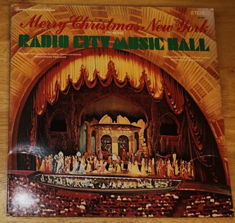 1972 Radio City Music Hall "Merry Christmas New York" LP #CR 1004 - Continental Records