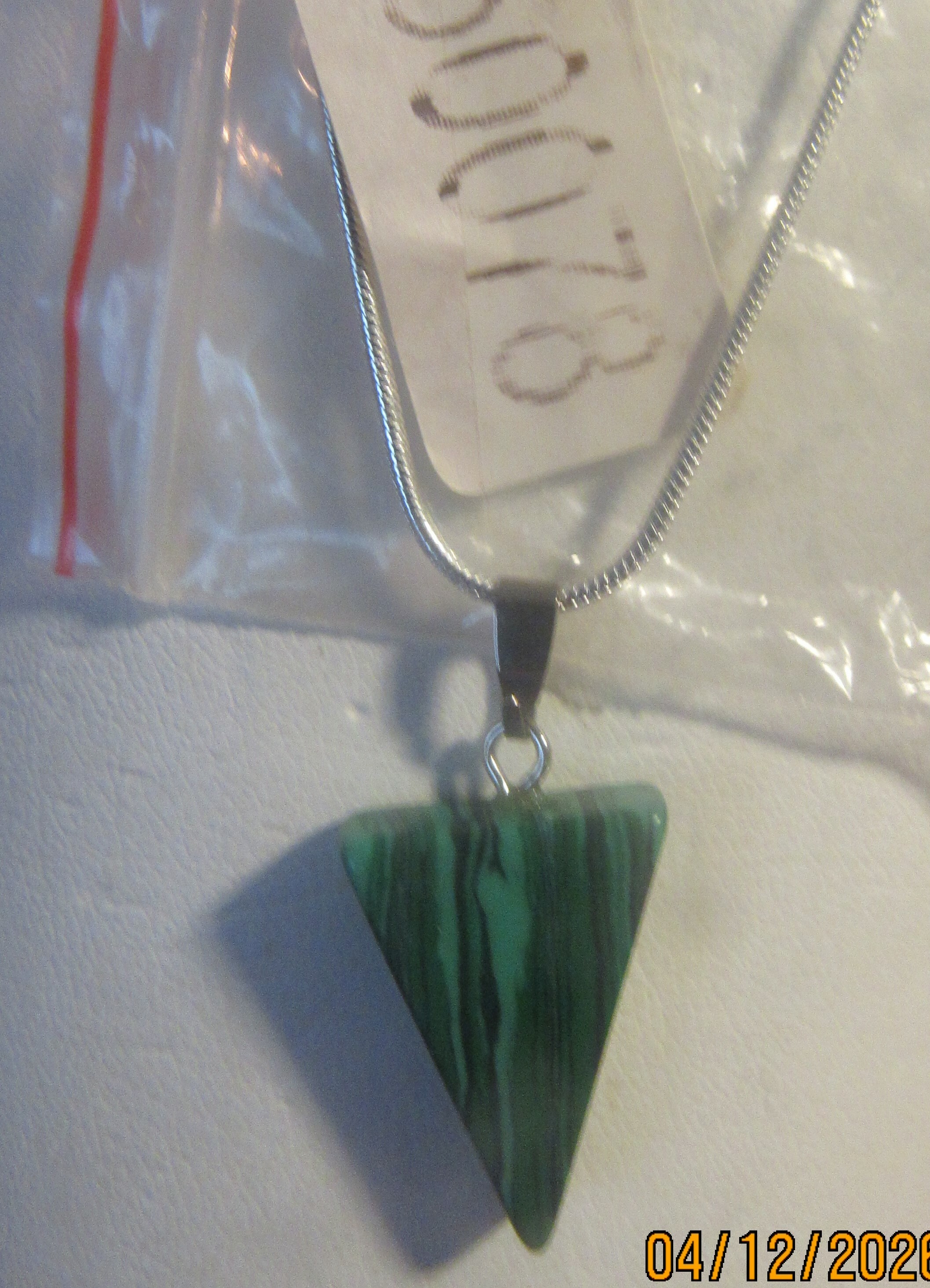 Free: NECKLACE  M16