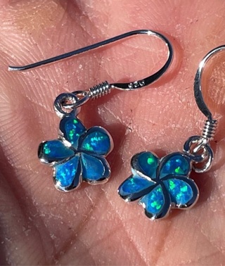 Beautiful 925 sterling opal Hawall plumeria flower earrings 