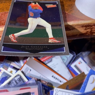 1999 upper deck ultimate victory Juan Gonzalez baseball card 