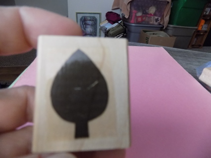 Wood mount rubber stamp 2 inch solid spear shaped leaf