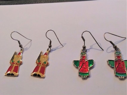 2 Vintage Enamel Christmas Dangle Pierced Earrings / Santa