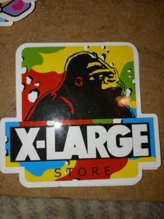 Cool new vinyl lap top sticker no refunds regular mail very nice quality