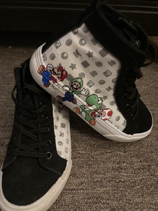 Mario high tops sneakers boys size 13 kids