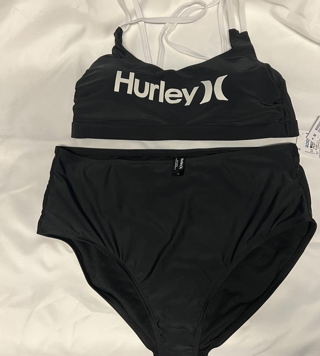 Brand New Black & White Hurley 2pc Swimsuit Size XL