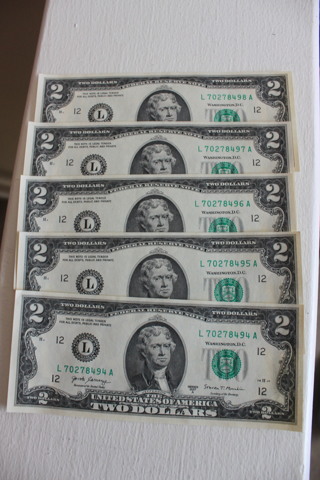 5- $2 UNC. BILLS IN SEQUENCE