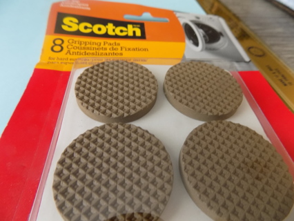 Scotch NIP 8 Grippping pads round no slip for hard surfaces