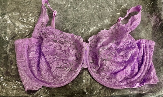 Brand New: “Smart and Sexy” Lilac Lace Underwire Bra. Size 40 DDD. Sooo Pretty