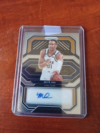 Miye Oni Autograph Utah Jazz 