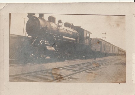 Vintage Unused Postcard: (b): Train